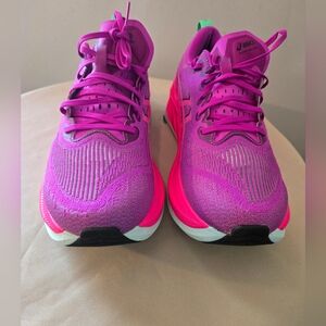 ASICS Superblast Running Shoes – Men’s Size 10.5 Bright pink